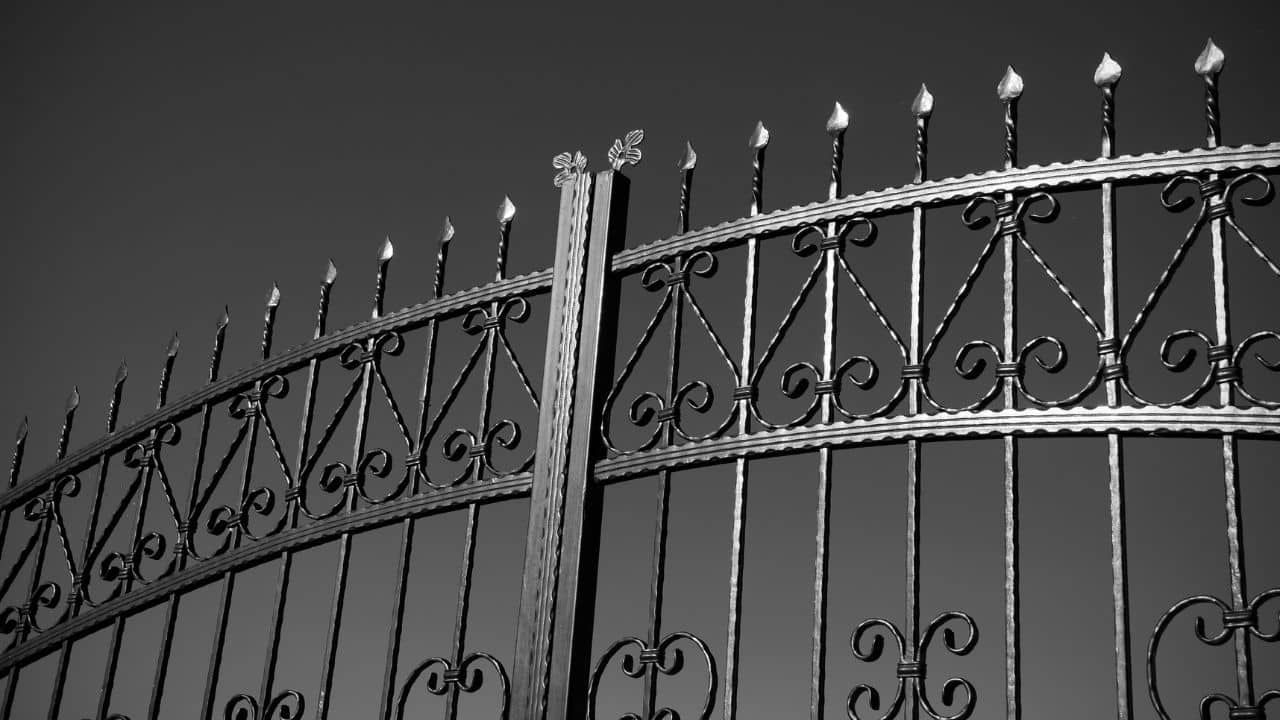 Tips-to-Maintain-Your-Main-Door-Gate