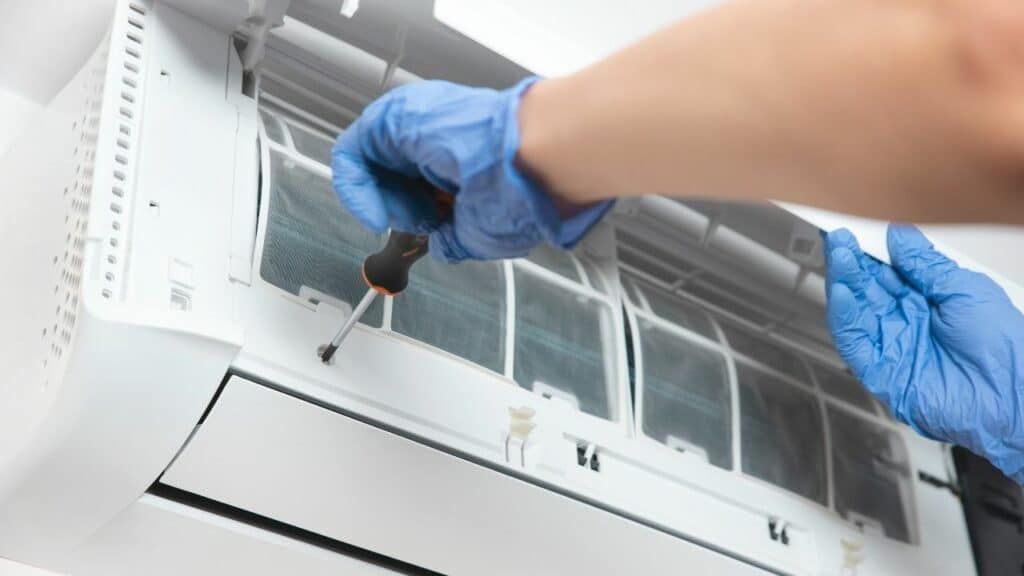 Aircon-Chemical-Overhaul-Services