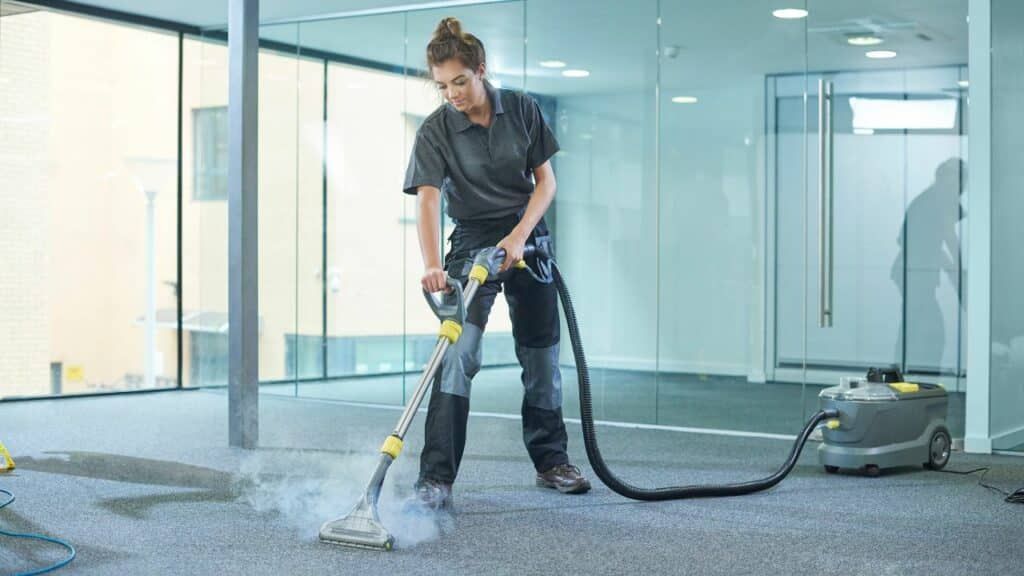 Carpet-Cleaning-Services