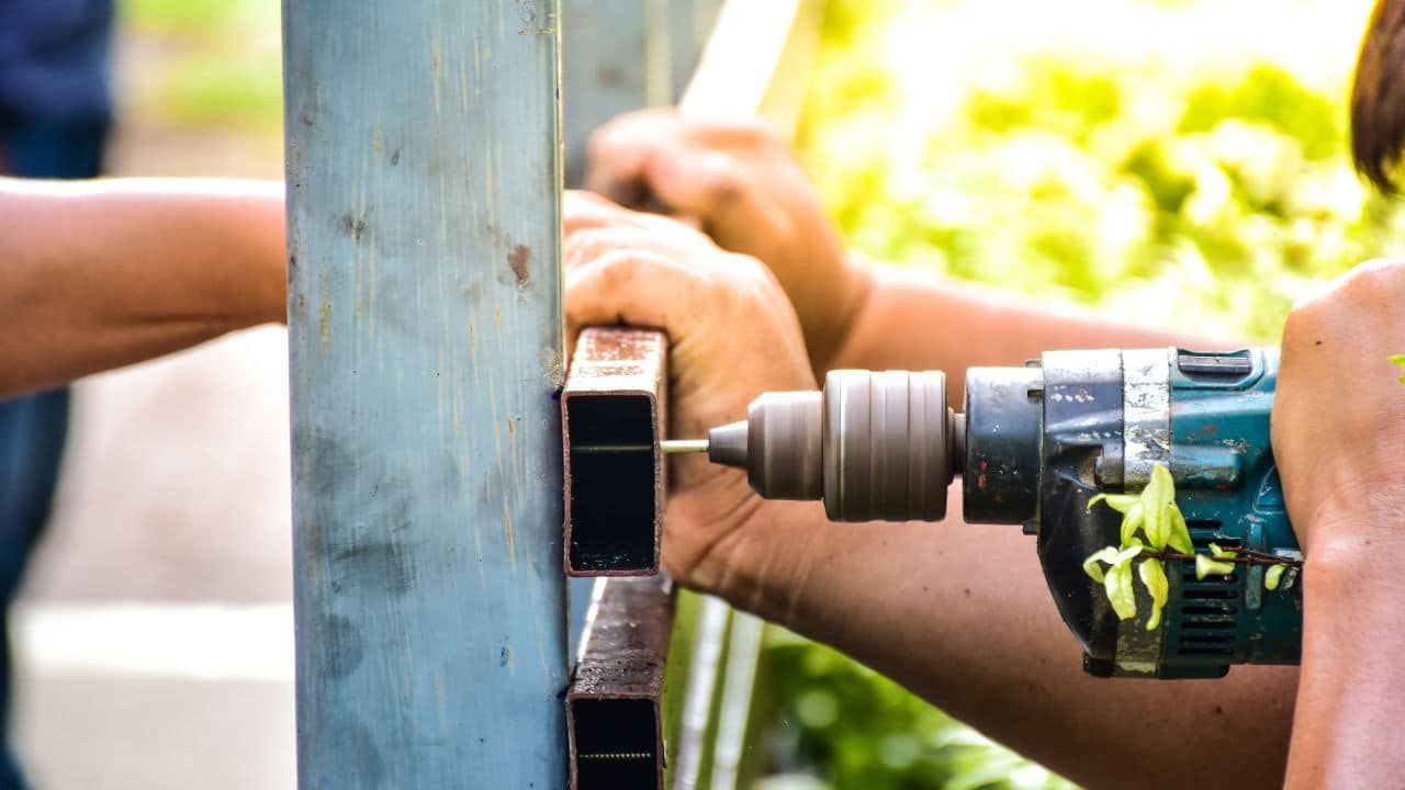 Metal-Gate-Repair-and-Replacement