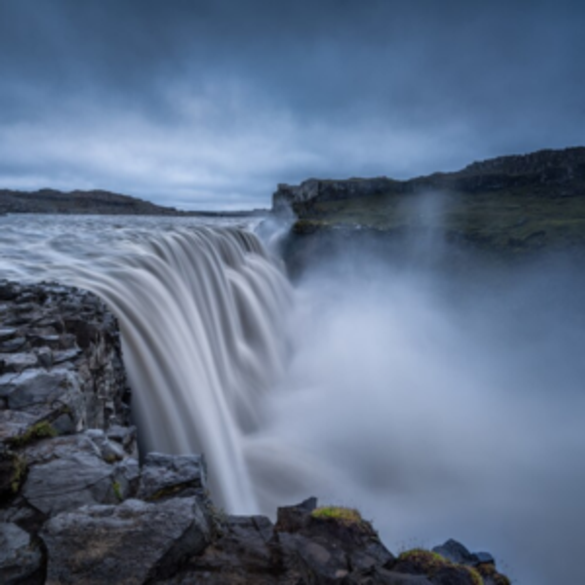 athirappilly falls: nature
