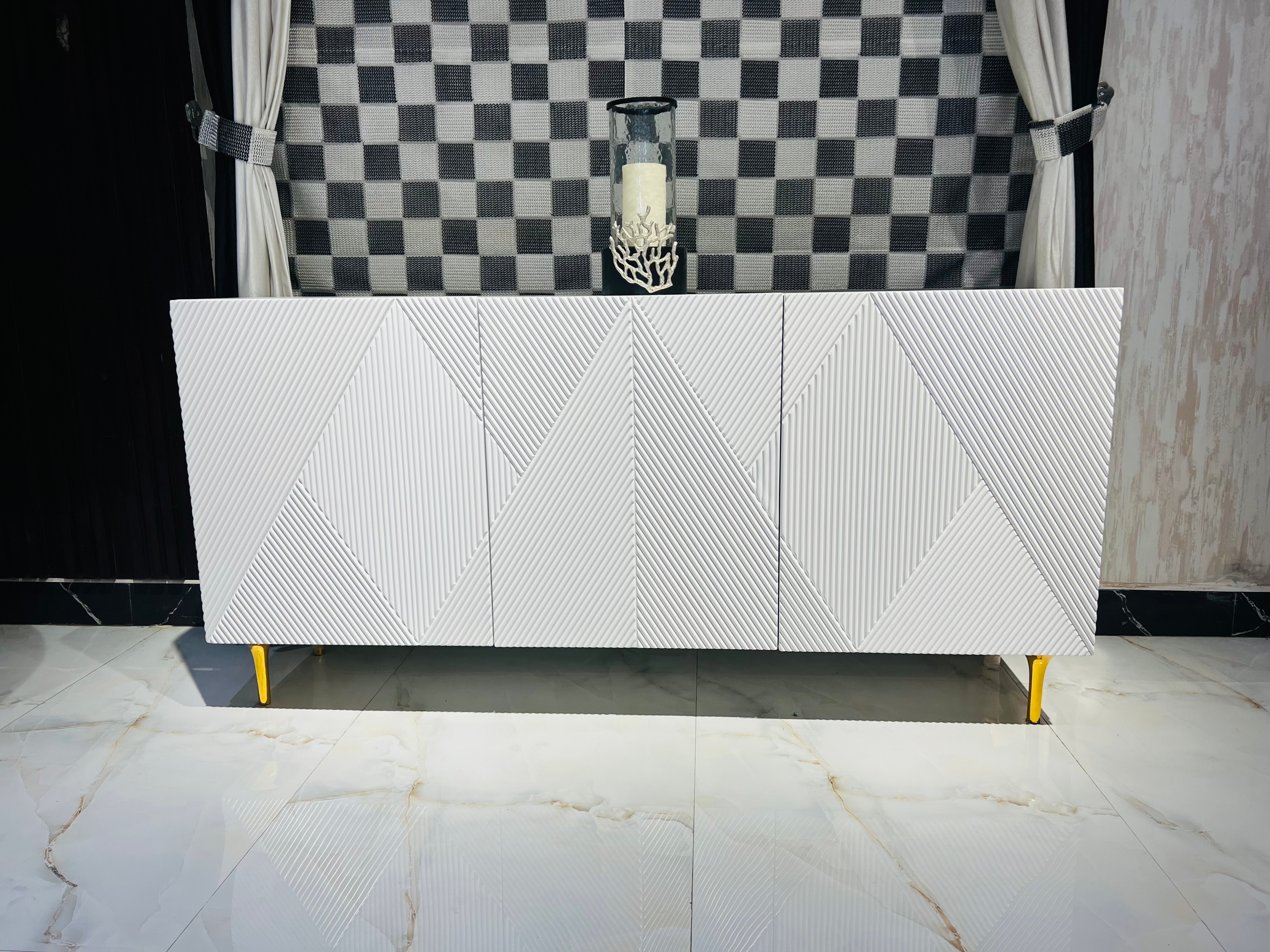 TV Console 5