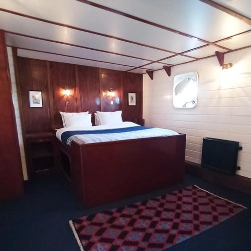 Lower Deck - Double Cabin