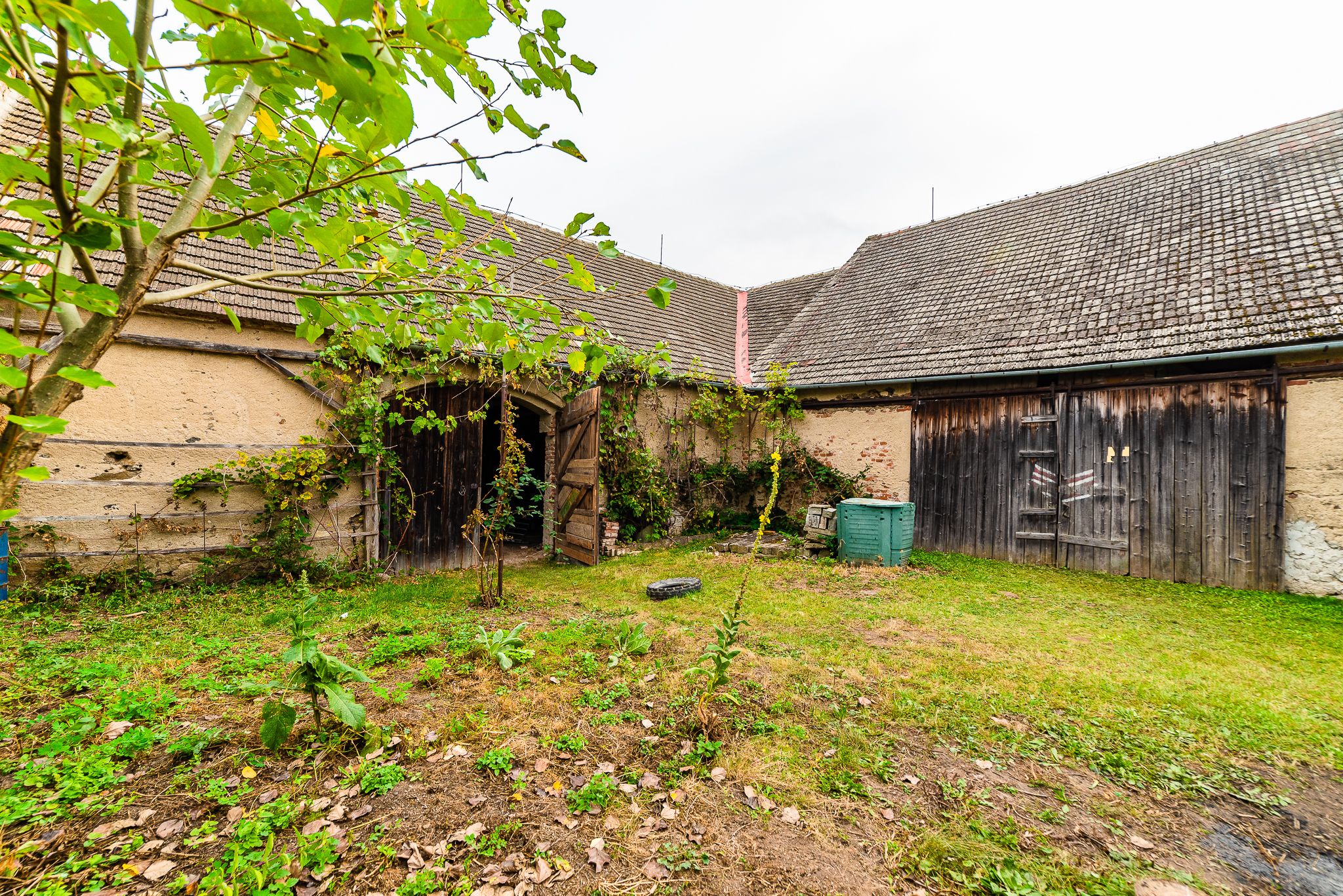 ZEMĚDĚLSKÁ USEDLOST, 675 52 Petrůvky - 17