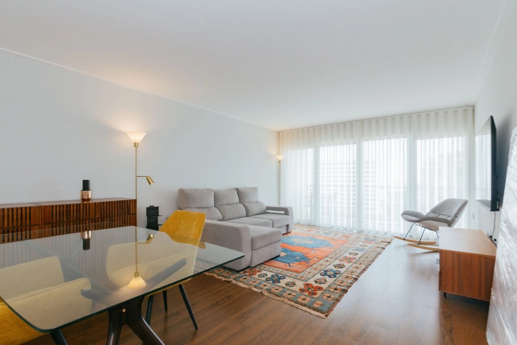 Furnished T2 apartment at Metrocity, Parque das Nações