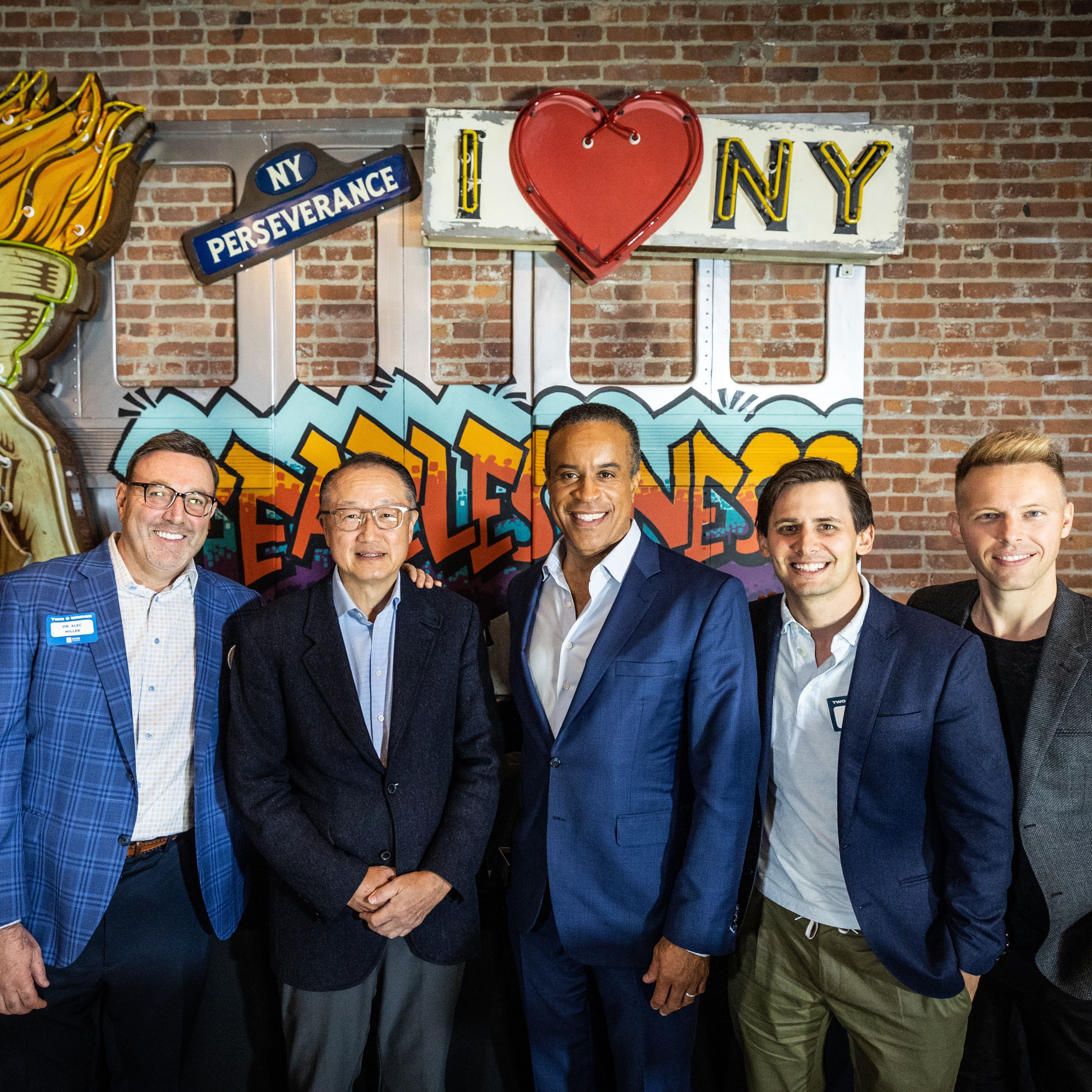 Held as part of our Changing the World: Leaders Inspiring Hope series, Dr. Jim Yong Kim, Benj Pasek, Justin Paul, and Dr. Alec Miller joined Maurice DuBois for a conversation on mental health, music, storytelling, and the power of connection.