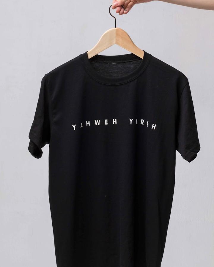 Puffy Cloud Graphic Tee