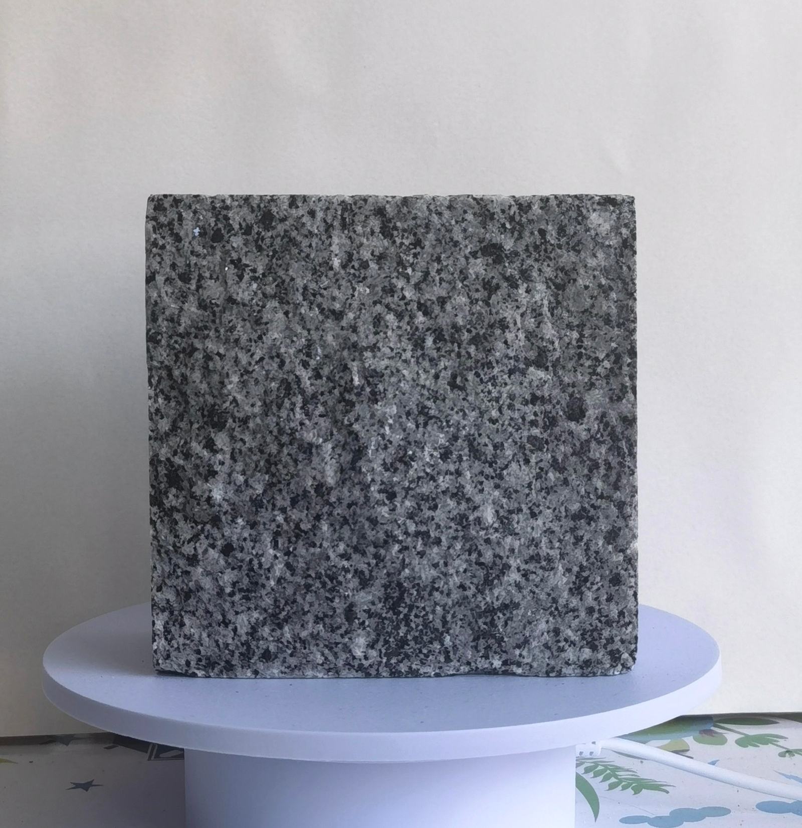 Classic Sesame Black | Split Finish