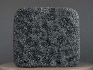 Mica Green antik bearbeitete Granit-Pflastersteine mit tiefgrüner Mineralstruktur, natürlichen Glimmerkristallen und einzigartigen Farbkontrasten, ideal für hochwertige europäische Gärten, Anwesen und exklusive Landschaftsprojekte.