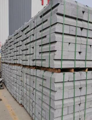 Bundled Elegan Grey granite curbstones ready for export, featuring a consistent grey appearance, excellent durability, frost resistance and slip-resistant surface for municipal roads, commercial developments and premium landscape projects.