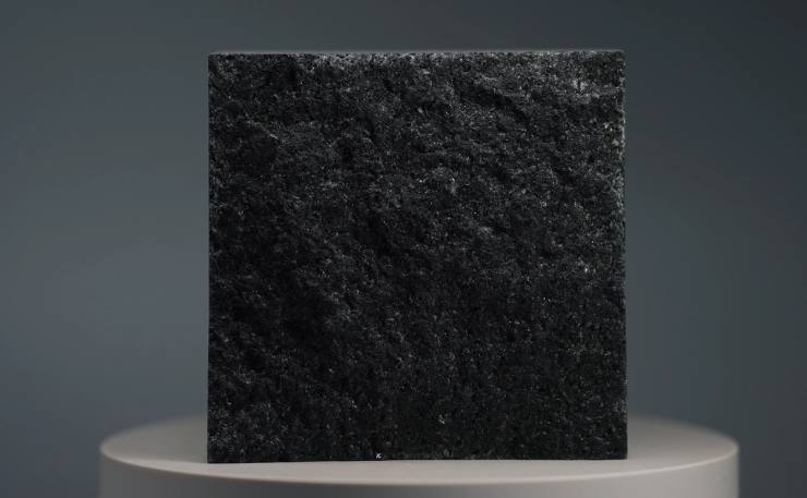 Ink Onyx schwarzer Granit Pflasterstein mit naturbelassener spaltrauer Oberfläche