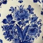 Porceleyne Fles Lidded Vase with Floral Decoration view 3