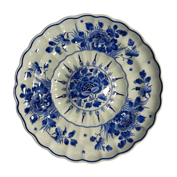 Porceleyne Fles Scalloped Plate with Floral Motifs