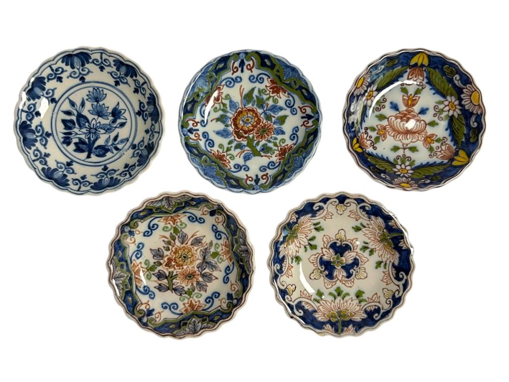 Set of Tichelaar Polychrome Plates