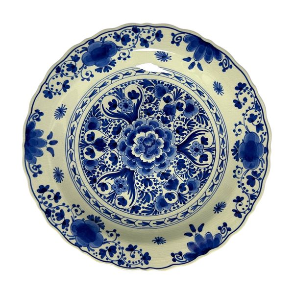 Porceleyne Fles Plate with Central Floral Bouquet