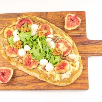 Cover Image for Pizza Bianca with  Figs and Blue Cheese
