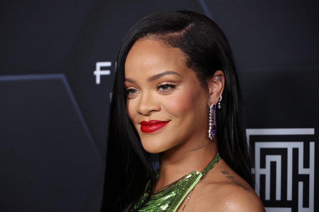 From Queen of Pop to Business Mogul: The Rise of Rihanna