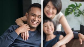 Image of a family with the right side showing the effects of retinal vascular occlusion