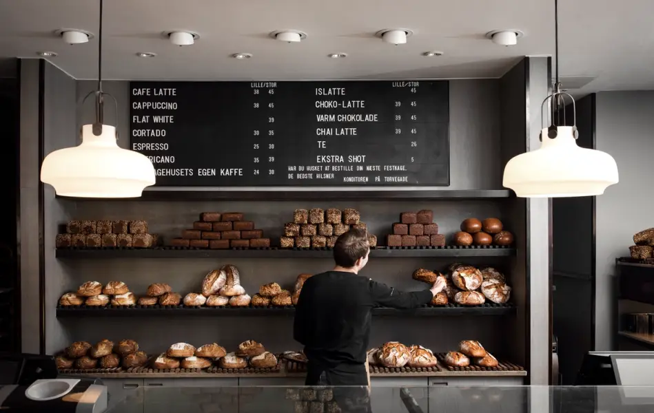 Bestil Friskbagt Brød & Rugbrød fra Lagkagehuset | Lagkagehuset
