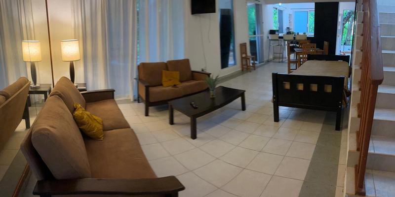 Charming 2-Bedroom Garden House image 5 of 13