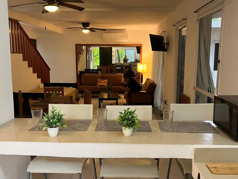 Charming 2-Bedroom Garden House image 3 of 13