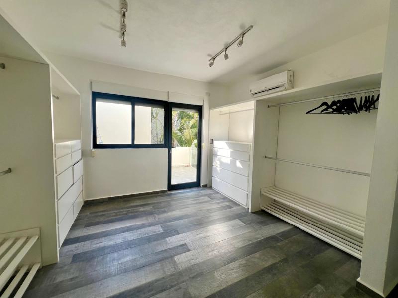 Club Real Modern Villa for rent image 12 of 22