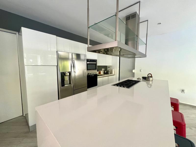 Club Real Modern Villa for rent image 4 of 22