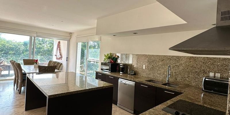 Penthouse de lujo image 13 of 13