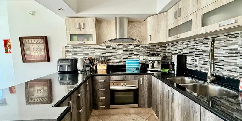 Luna Maya condo near Beach image 17 of 28