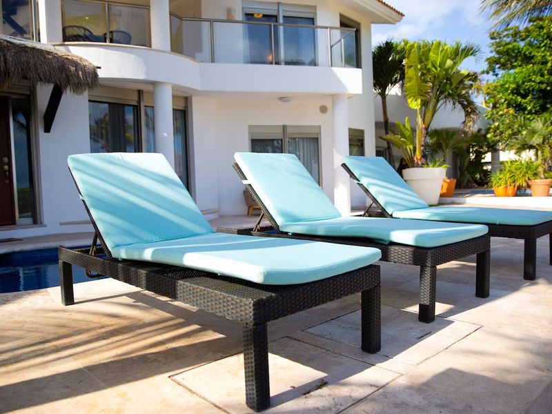 Villa Turquesa Beach Front image 3 of 26