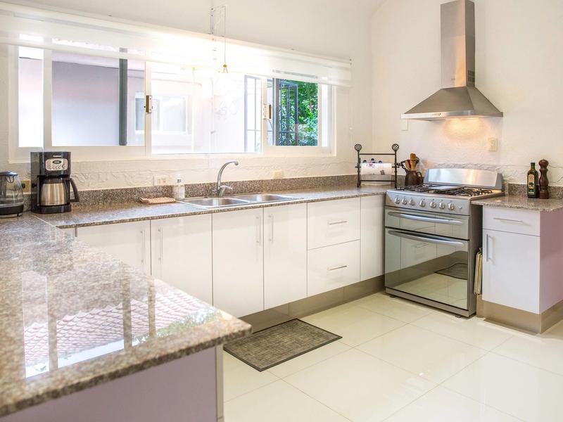 Villa Perla Elegant Single Story image 28 of 28