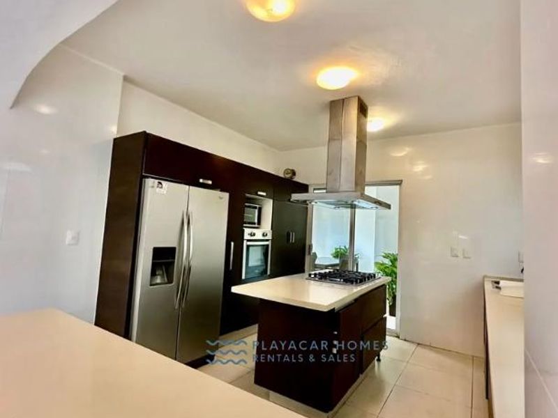 Spacious Villa Playacar image 22 of 43