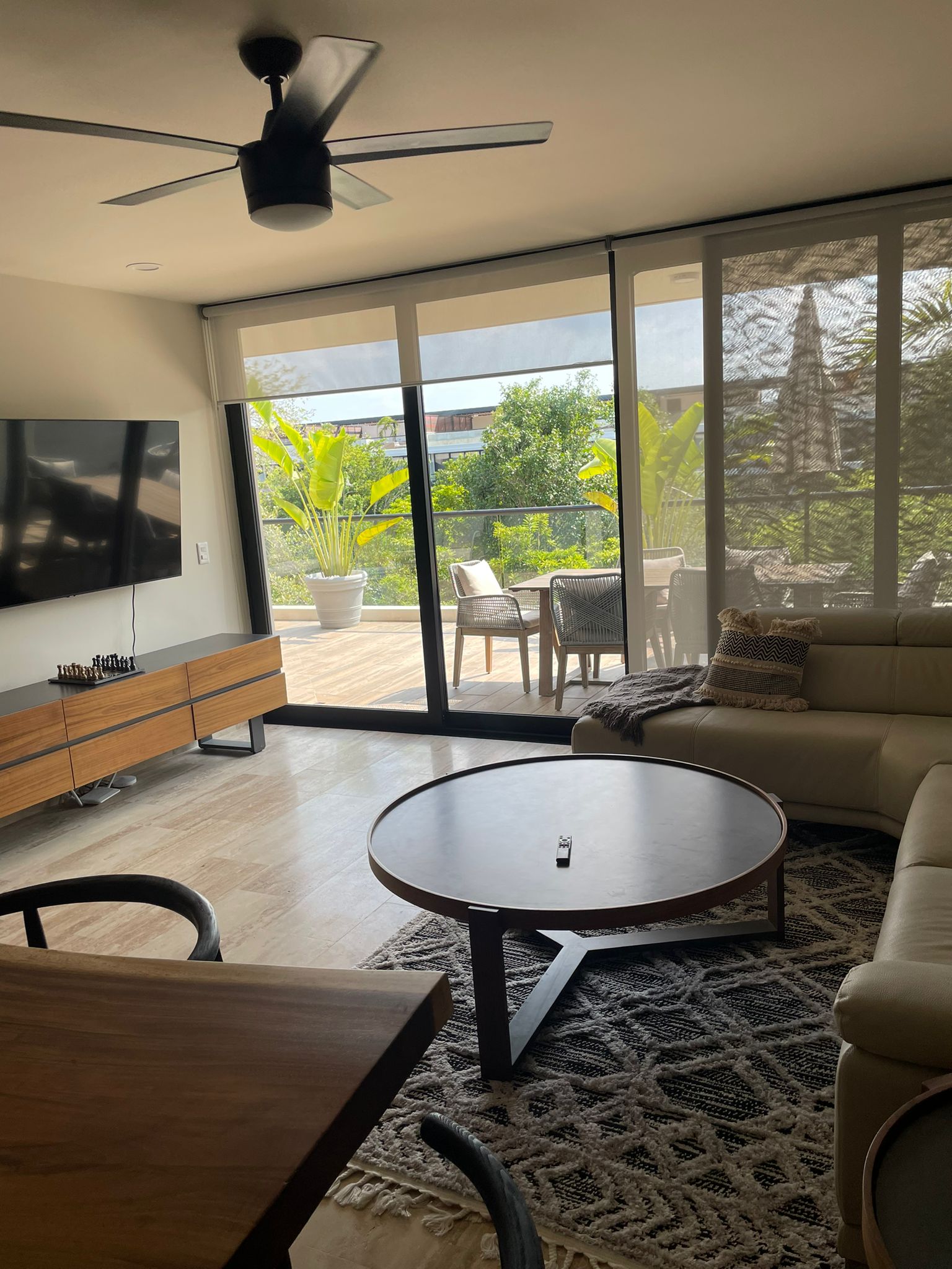 AWA Luxury Penthouse 3 Bdrm image 4 of 19