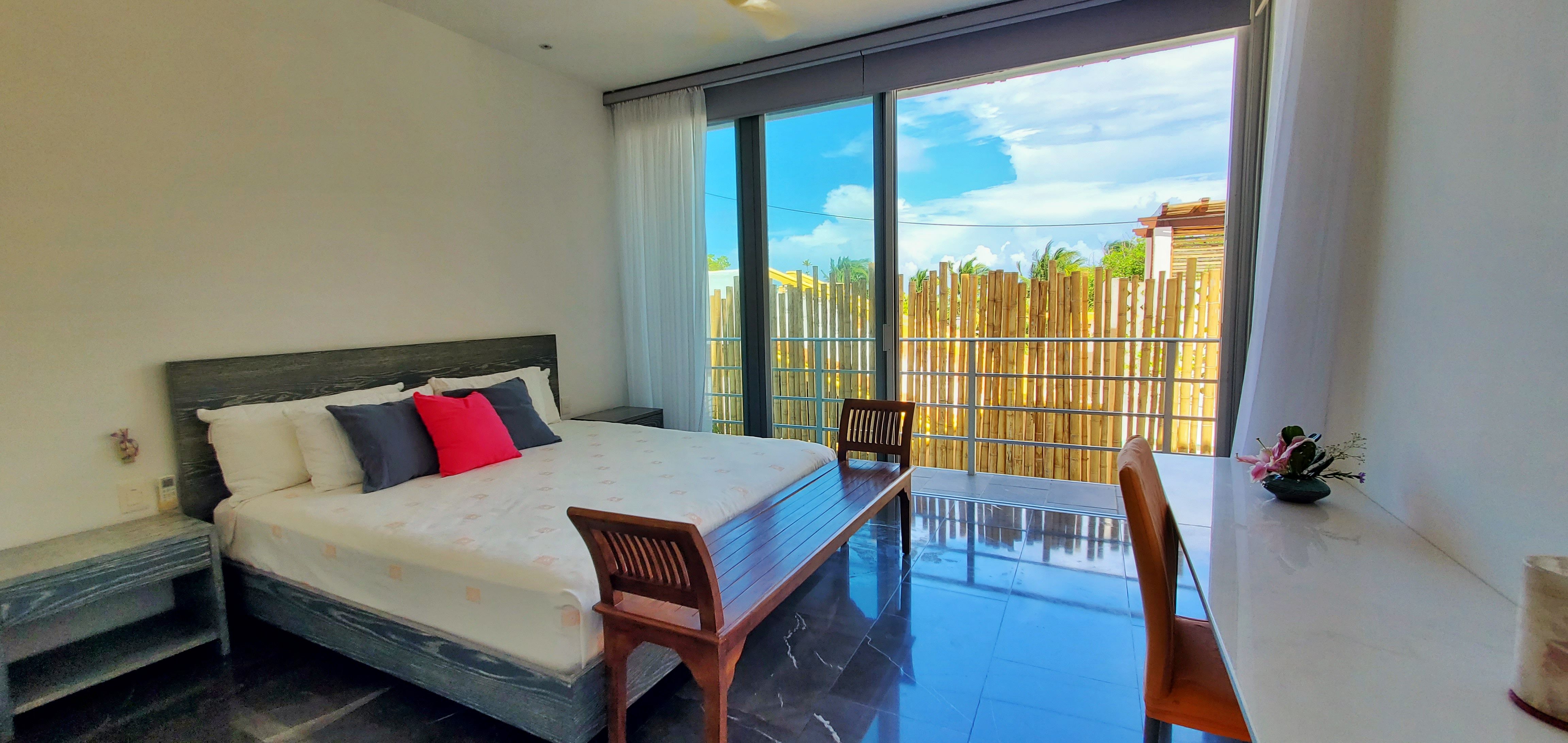 Villa Alma Steps to the Beach image 35 of 78