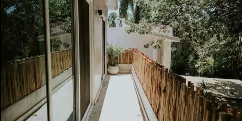 Gorgeous Club Real House  image 40 of 60