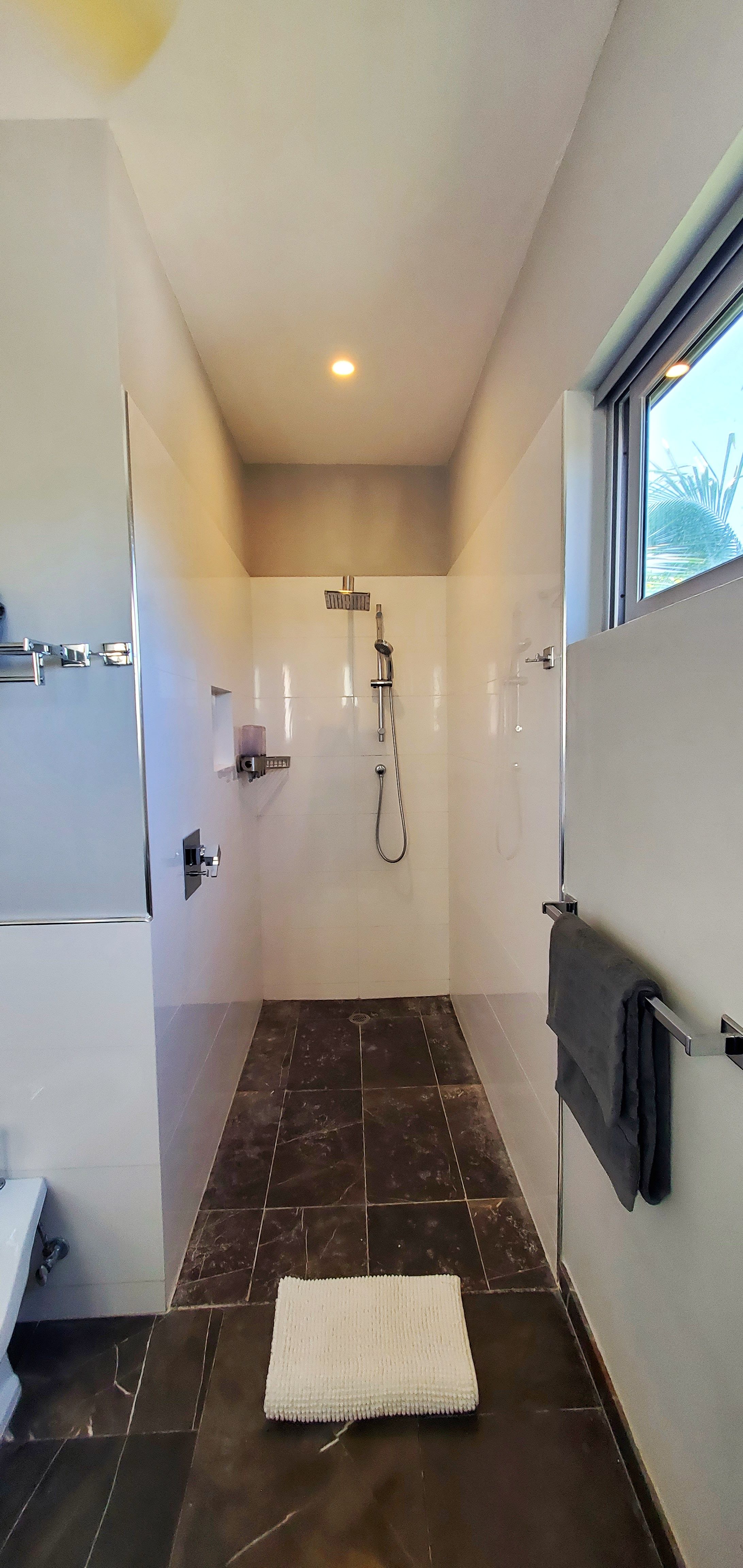 Villa Alma Steps to the Beach image 9 of 78