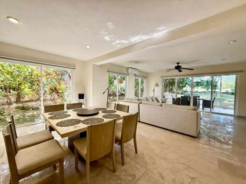 🌴 Golf One Townhouse Playacar image 26 of 27