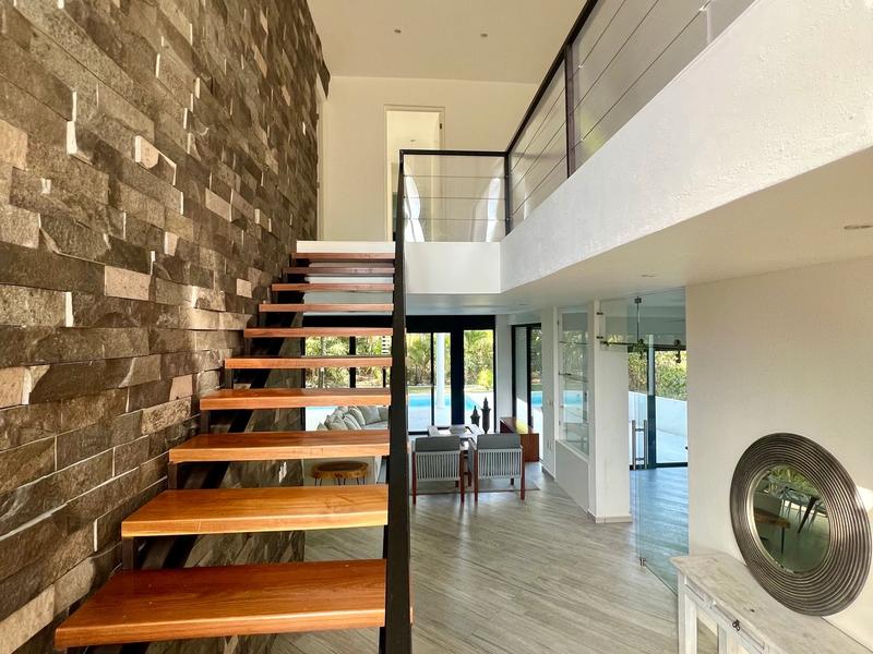 Club Real Modern Villa for rent image 9 of 22