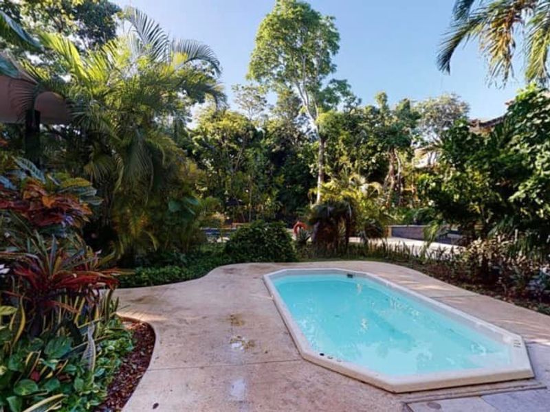 Vaiven Del Viento Luxury Condo image 15 of 17