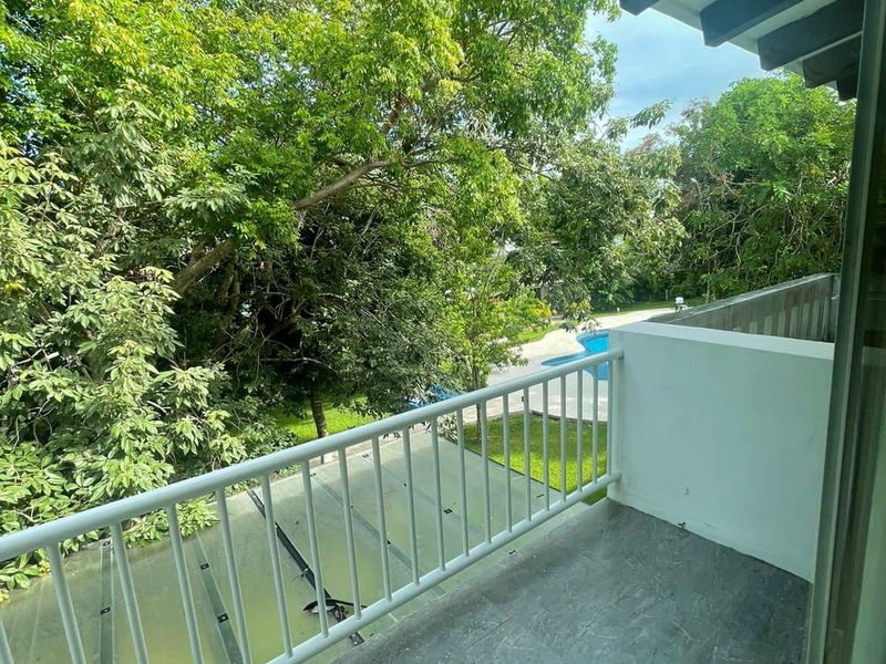 Real Del Carmen Modern Townhouse image 24 of 29