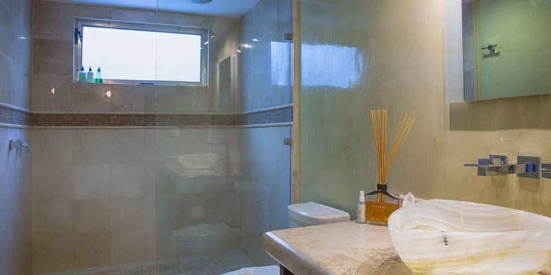 Villa Turquesa Beach Front  image 9 of 26