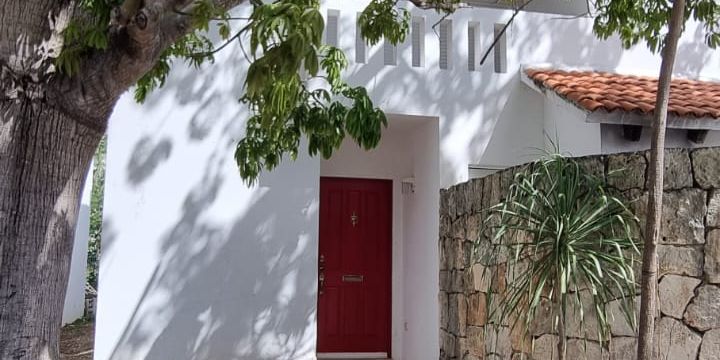 Real Del Carmen Townhouse image 2 of 18