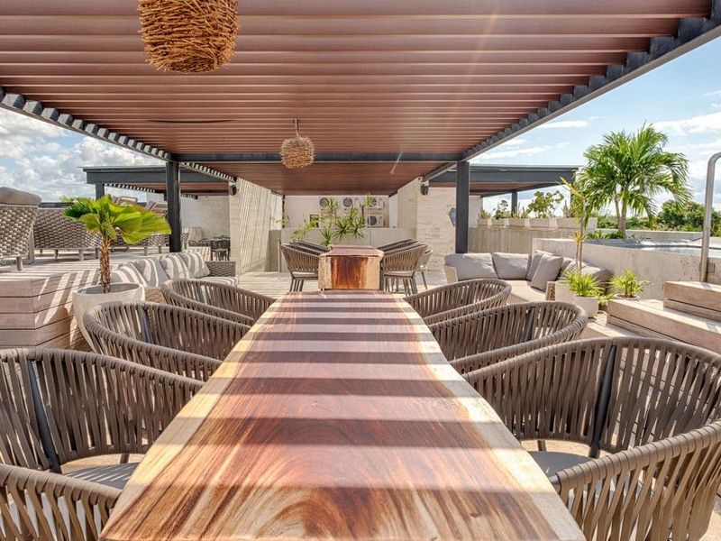 AWA 3 Bedroom loft image 20 of 29