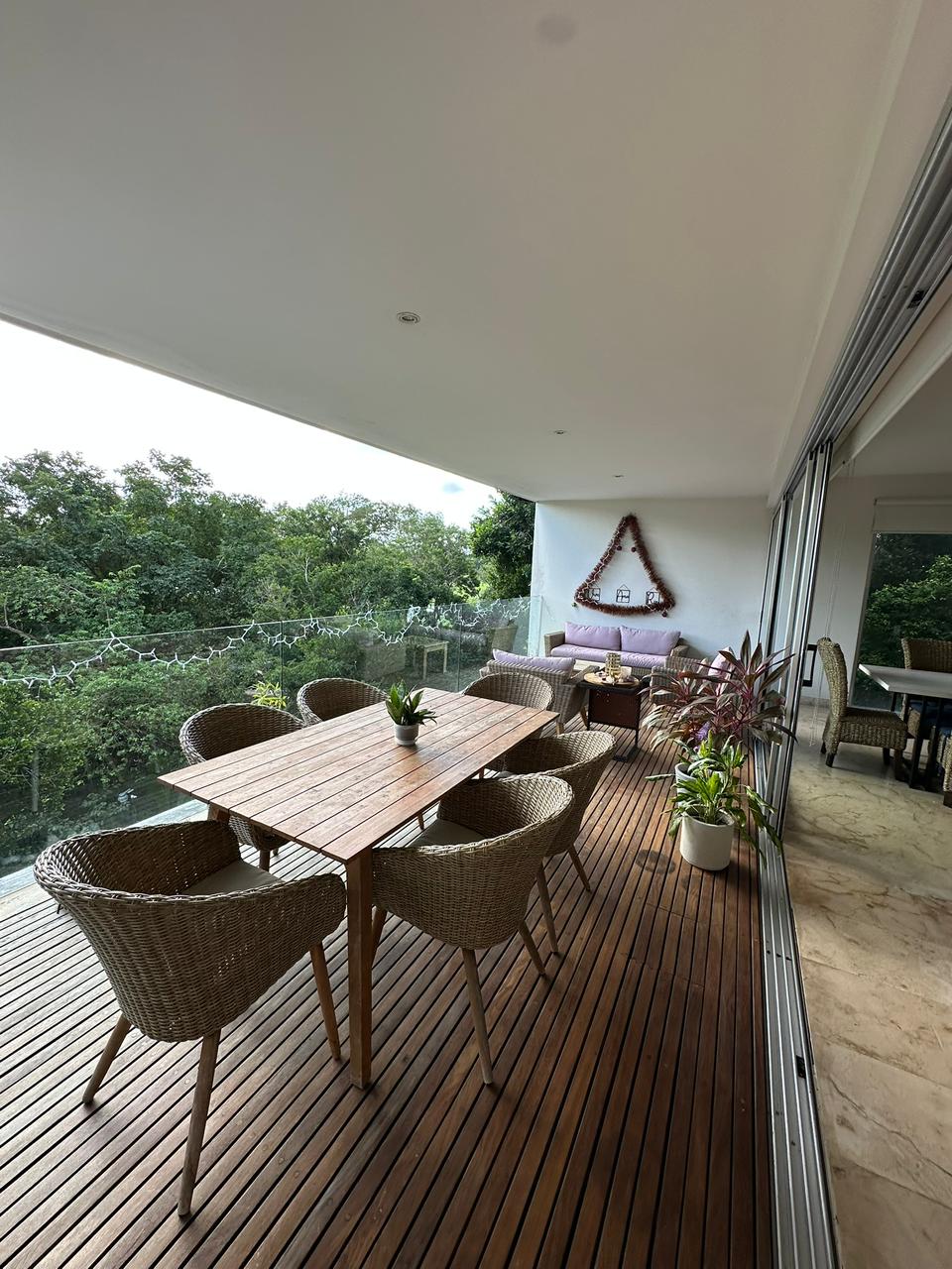 Penthouse de lujo image 2 of 13