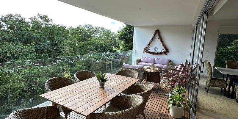 Penthouse de lujo image 2 of 13