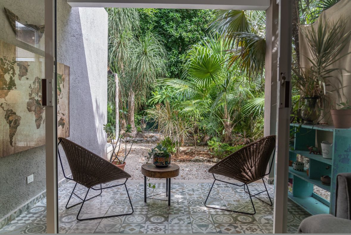 Club Real House  image 1 of 8