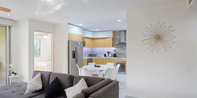 Vaiven Del Viento Luxury Condo image 10 of 17