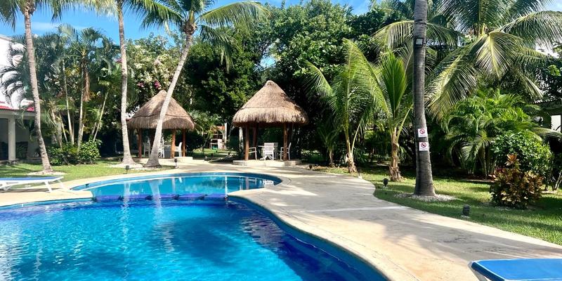 Playacar Cute House image 1 of 22