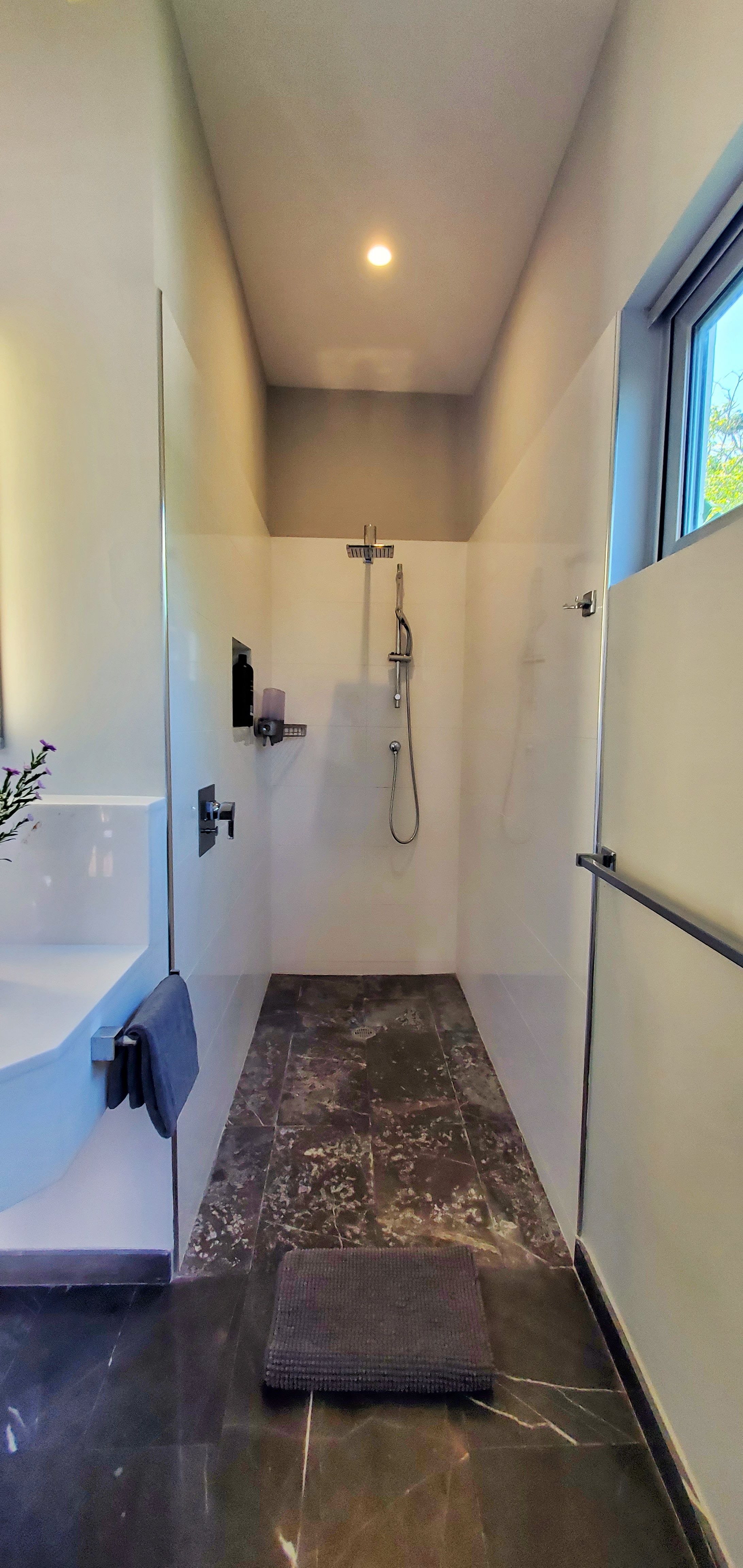 Villa Alma Steps to the Beach image 38 of 78