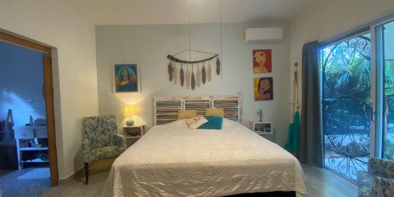 Club Real House  image 2 of 8